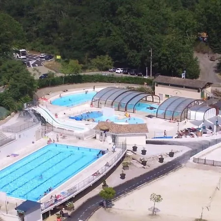 H Des Lacs 2 Pers * Monclar-de-Quercy