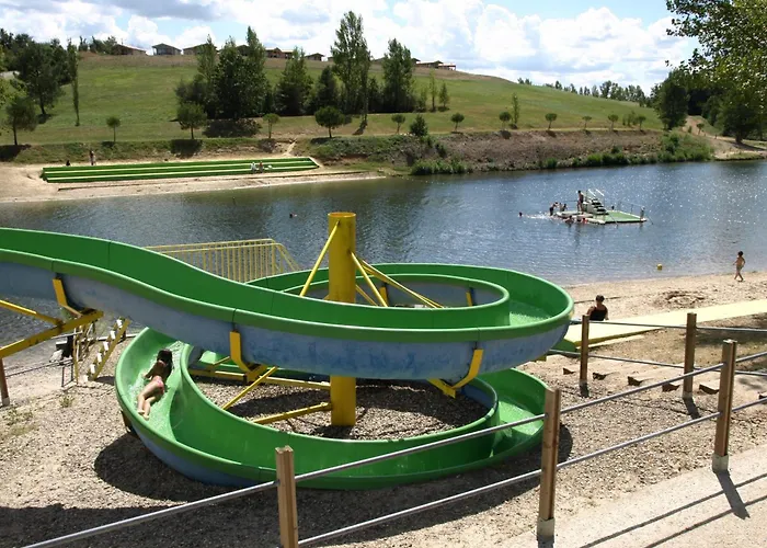 H Des Lacs 2 Pers منتجع مونكلار دو كيارْسي