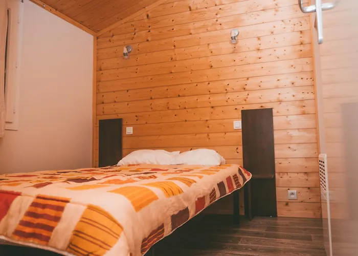 H Des Lacs 2 Pers منتجع