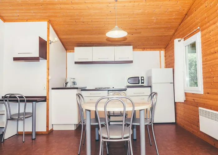 H Des Lacs 2 Pers منتجع *